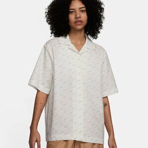 Nike Women's Sportswear Everyday Modern Oversize Button Shirt Size M SKU#S2455